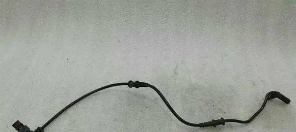 Mercedes-Benz CLK A209 C209 ABS brake wheel speed sensor A2035400417