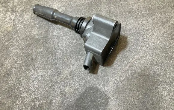 Land Rover Evoque II High voltage ignition coil J3P312A366AA