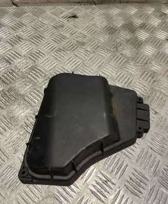 Audi A8 S8 D4 4H Fuse box cover 4H0937555