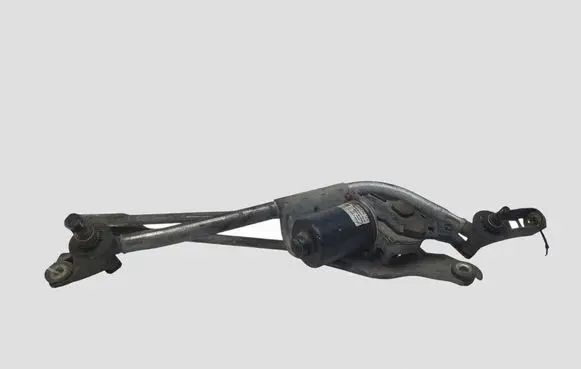 Nissan Almera N16 Front wiper linkage and motor 404582