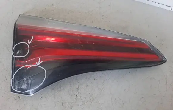 Toyota RAV 4 (XA40) Tailgate rear/tail lights 8159042030 A4Q2420000 11H171111