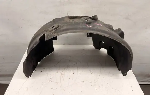 Renault Twingo III Front arch TW3NADLP1 638412346R
