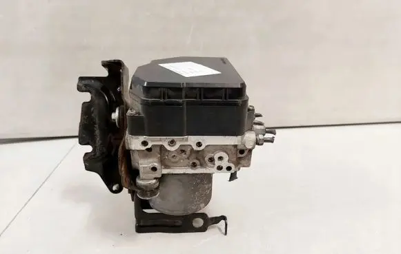 Mazda 6 ABS Pump GHR1-437A0