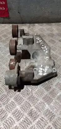 Toyota RAV 4 (XA30) Generator/alternator bracket 252852F301 HG4224