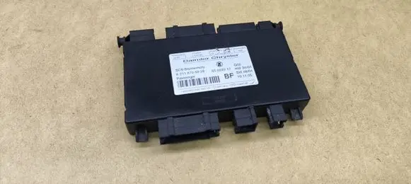 Mercedes-Benz R W251 Seat control module A2118705026