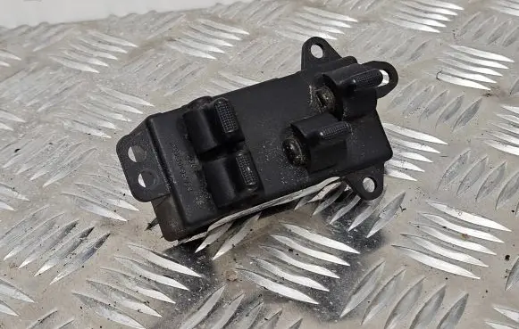 Chrysler Voyager Electric window control switch 04685732AC 746797084 0SB701D5AD