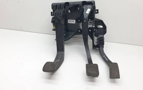 Opel Movano C Brake pedal bracket assembly 