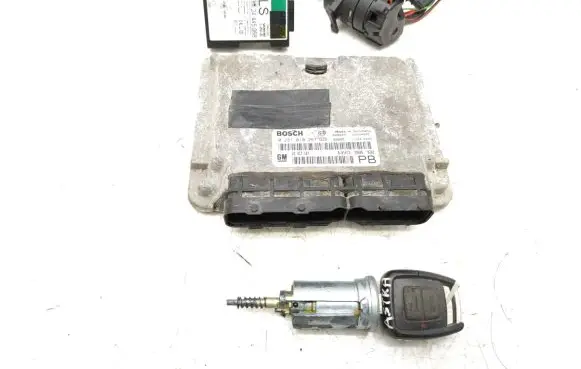 Engine ECU kit and lock set