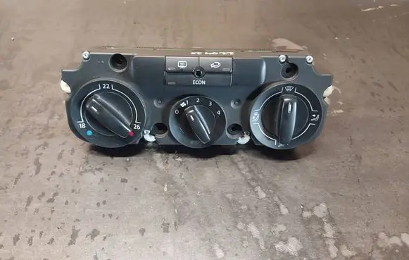 Volkswagen Touran I Climate control unit 1K0820047CR