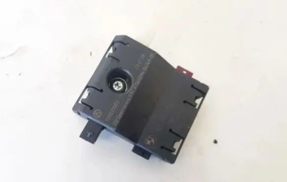 BMW 3 E90 E91 Antenna control unit 920039002 65.20-9141491-01