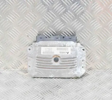 Renault Megane II Engine control unit/module 4171720896 215842882A