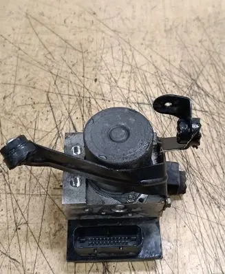 BMW X5 E53 ABS Pump 3451676882901 34516768829 6768829