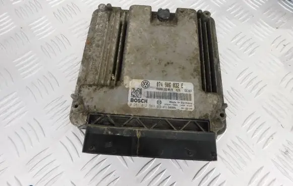 Volkswagen Crafter Engine control unit/module ECU 074906032E 1039S15961 0281012543
