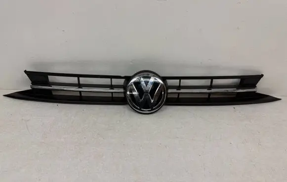 Volkswagen Polo VI Front grill 2G0853651K 2G0853653K 2G0853651