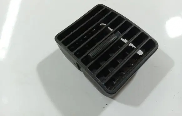 Honda Civic Dash center air vent grill
