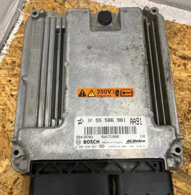 Opel Insignia A Engine control unit/module 0281018931 55586981
