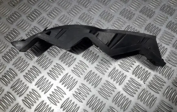 Volkswagen PASSAT B6 Front bumper mounting bracket 3c0807890