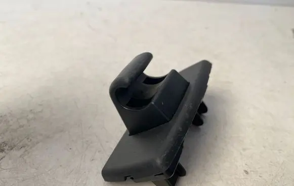 Mercedes-Benz A W176 Sun visor clip/hook/bracket A2468100012