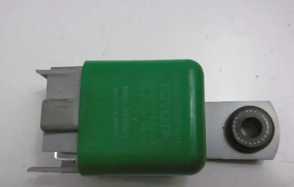 Toyota Starlet (P80) IV Other relay 85910-10020