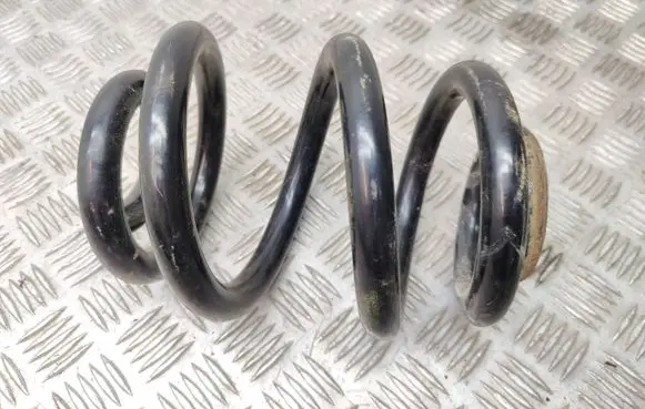 Volkswagen Transporter - Caravelle T5 Rear coil spring