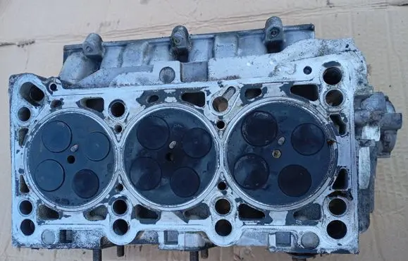 Audi A6 S6 C5 4B Engine head 059103373E 059103373D