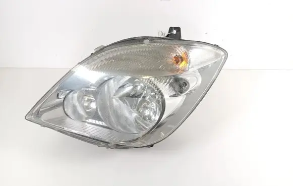 Mercedes-Benz Sprinter W906 Headlight/headlamp A9068200161