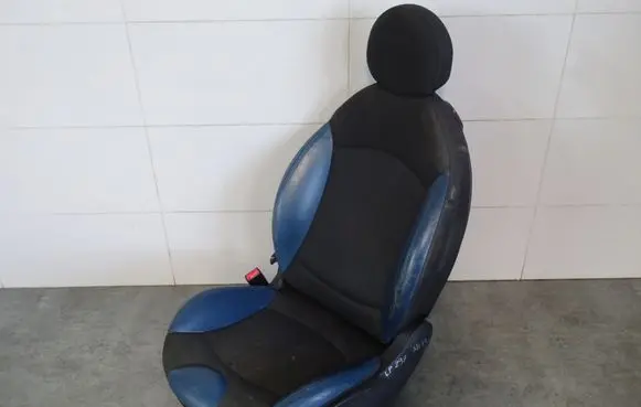 Mini One - Cooper Coupe R56 Front driver seat 