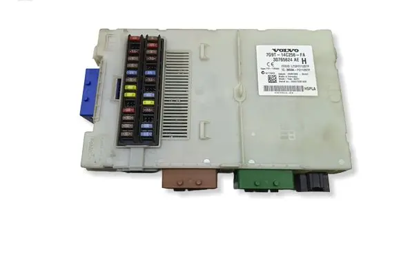 Volvo XC70 Fuse module 7G9T14C256FA