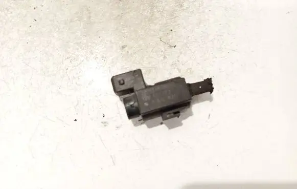 Toyota Avensis T270 Turbo solenoid valve 70231800 7810831