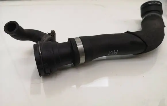 BMW 5 E60 E61 Engine coolant pipe/hose 7795262 11127795262 1112779526201