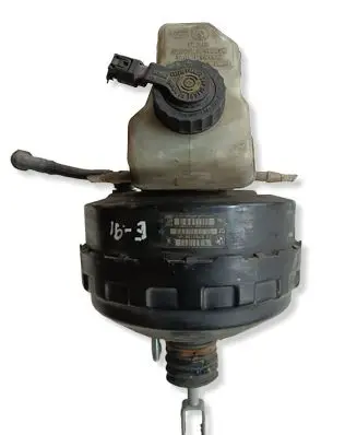 BMW 3 E90 E91 Brake booster 6764126