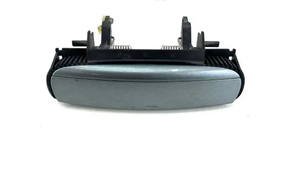 Audi A3 S3 A3 Sportback 8P Front door exterior handle 4B0839885