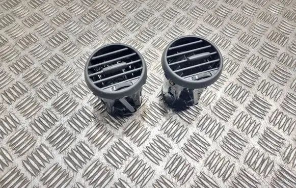 Seat Altea Dashboard side air vent grill/cover trim 5p0819203