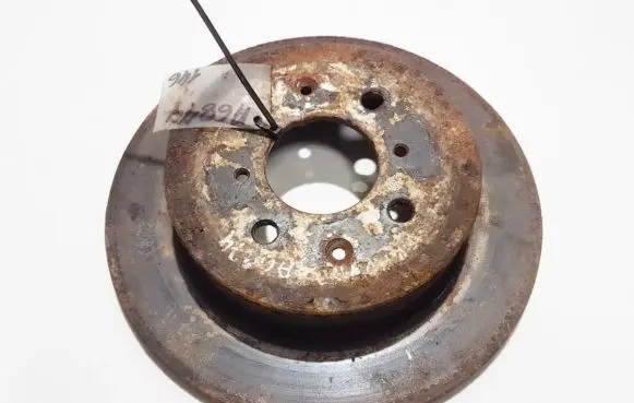 Honda Civic Rear brake disc neventiliuojamas