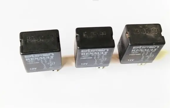 Renault Scenic I Other relay 7700414484