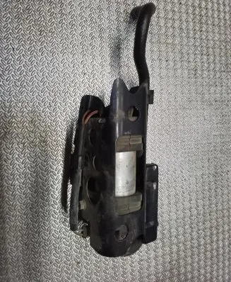 Volkswagen Caddy Fuel injection high pressure pump 1K0906089A