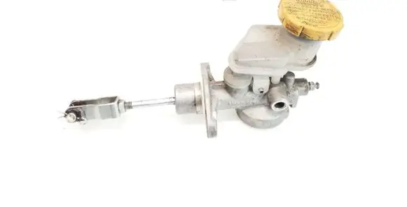 Subaru Forester SH Clutch master cylinder