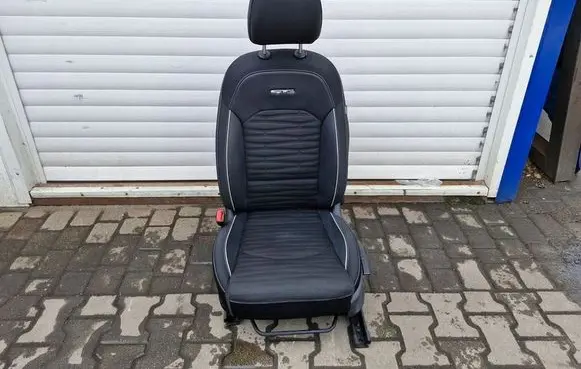 KIA Pro Cee'd III Front driver seat 