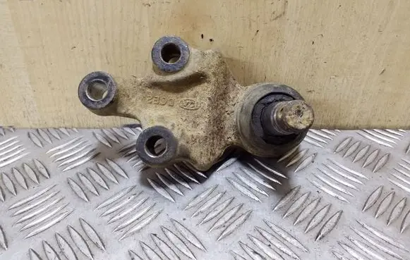 KIA Sorento Front ball joint 