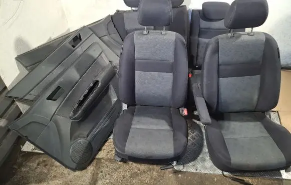 Seat set