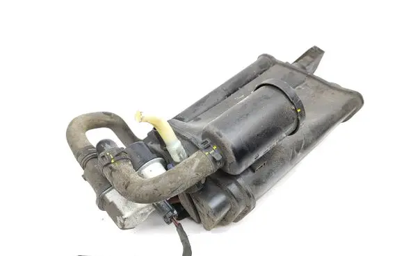 Active carbon filter fuel vapour canister