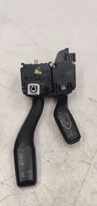 Audi A3 S3 8P Indicator stalk 8P0953513B