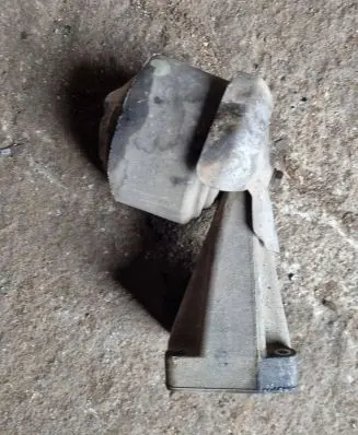 Mercedes-Benz C W203 Engine mounting bracket A1112231704
