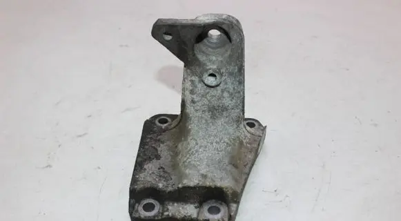 BMW 3 F30 F35 F31 Engine mounting bracket 6788612 18129010