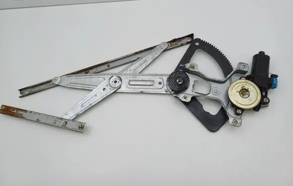 Chevrolet Rezzo Front door window regulator with motor 