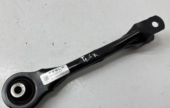 Tesla Model 3 Rear control arm 104442700C