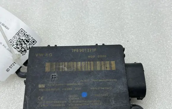 Volkswagen Touareg II Tire pressure control unit 7P6907273F