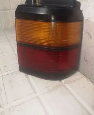 Volkswagen PASSAT B3 Rear/tail lights 333945257