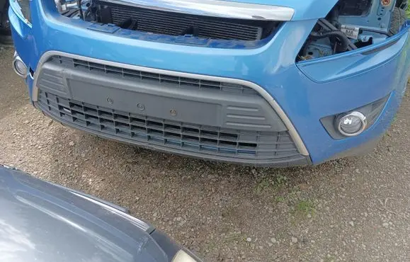 Ford Kuga I Front bumper