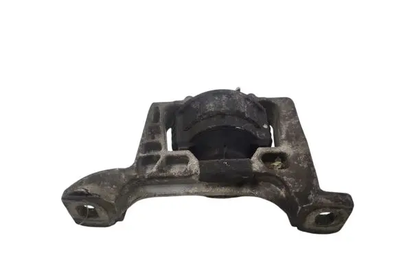 Ford C-MAX II Engine mount bracket